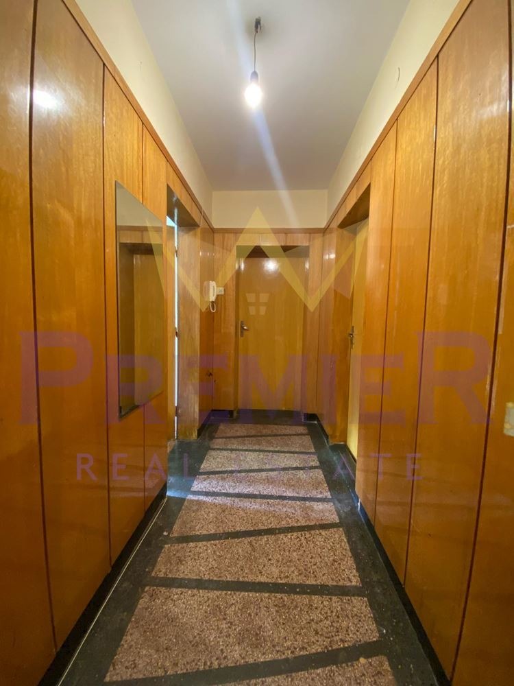 Продава 4-СТАЕН, гр. Варна, Център, снимка 2 - Апартаменти - 54516418