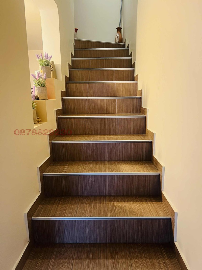 Продава КЪЩА, гр. Шумен, Военно училище, снимка 8 - Къщи - 52779720