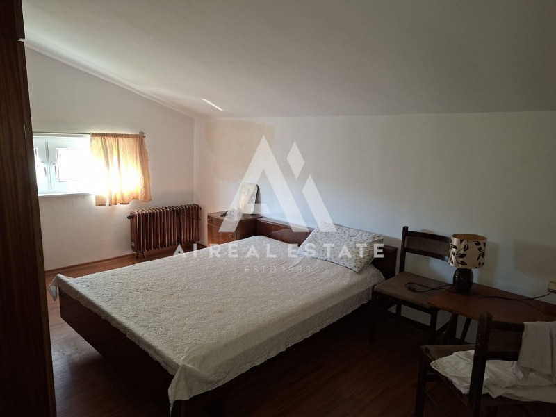 Продава КЪЩА, с. Комарево, област Плевен, снимка 14 - Къщи - 52237626