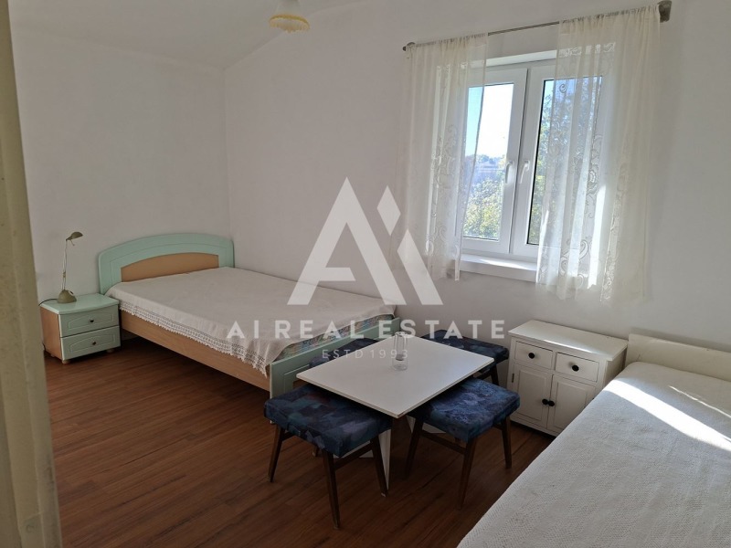 Продава КЪЩА, с. Комарево, област Плевен, снимка 13 - Къщи - 52237626