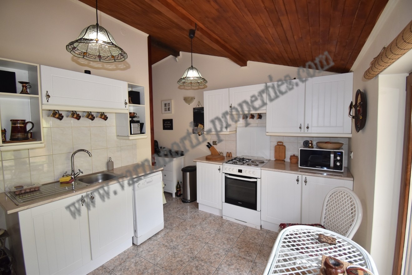 Продава ВИЛА, гр. Балчик, област Добрич, снимка 6 - Вили - 53732246