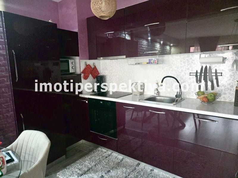 Продава 2-СТАЕН, гр. Пловдив, Кючук Париж, снимка 3 - Апартаменти - 53827628