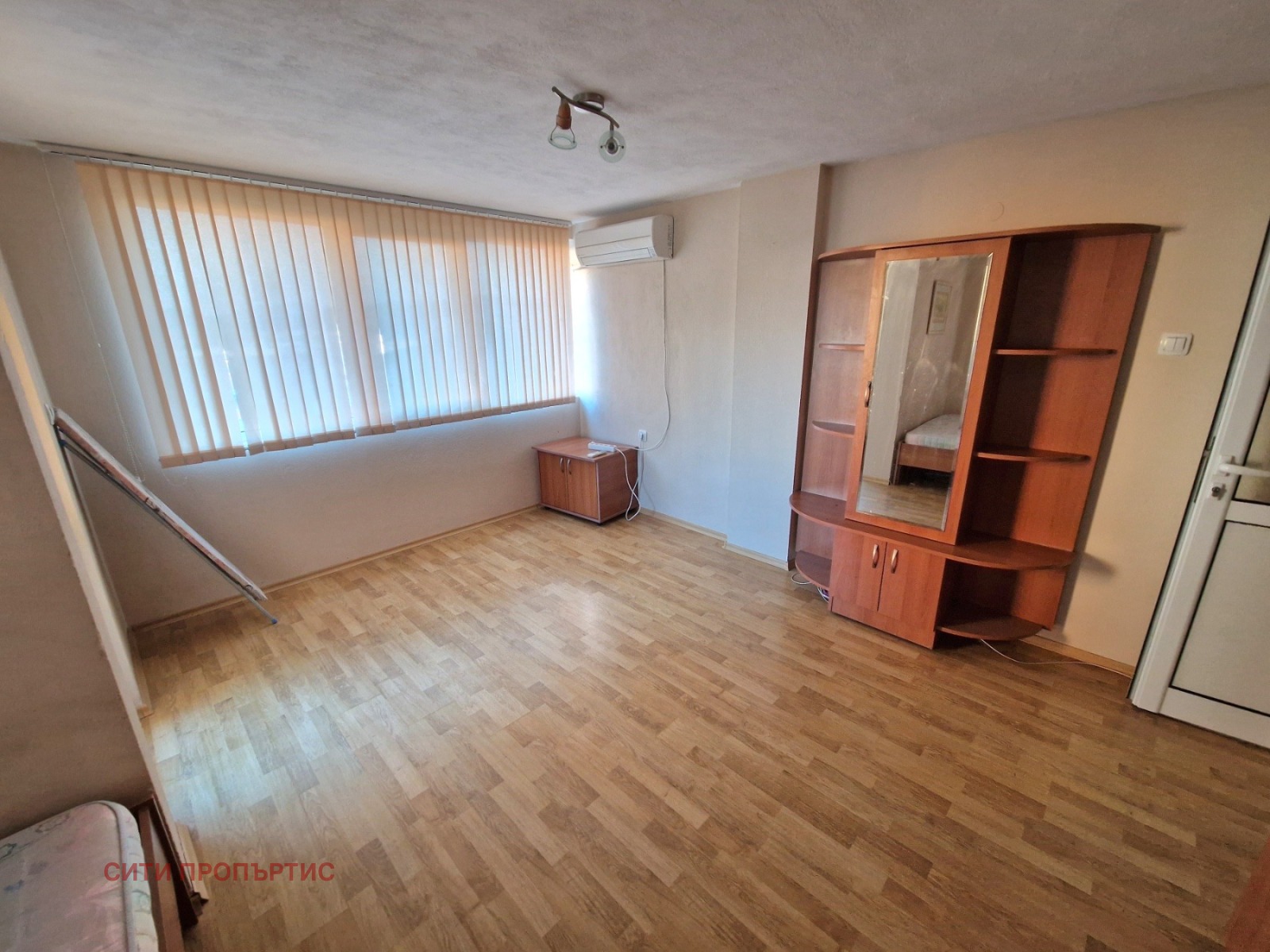 Продава 2-СТАЕН, гр. Благоевград, Освобождение, снимка 3 - Апартаменти - 54831128