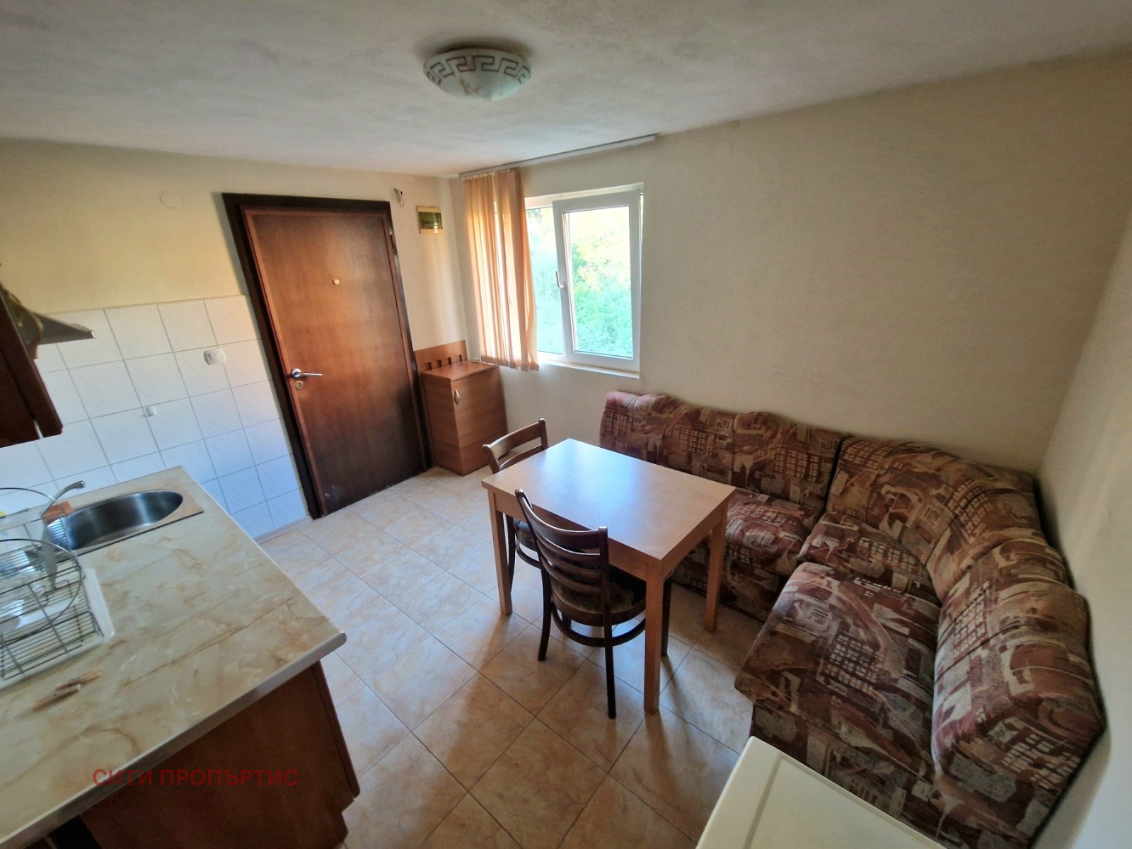 Продава 2-СТАЕН, гр. Благоевград, Освобождение, снимка 2 - Апартаменти - 54831128
