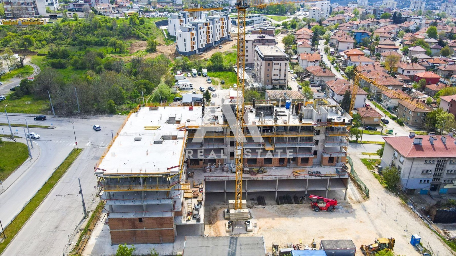 Продава МНОГОСТАЕН, гр. Плевен, Широк център, снимка 11 - Апартаменти - 54331004