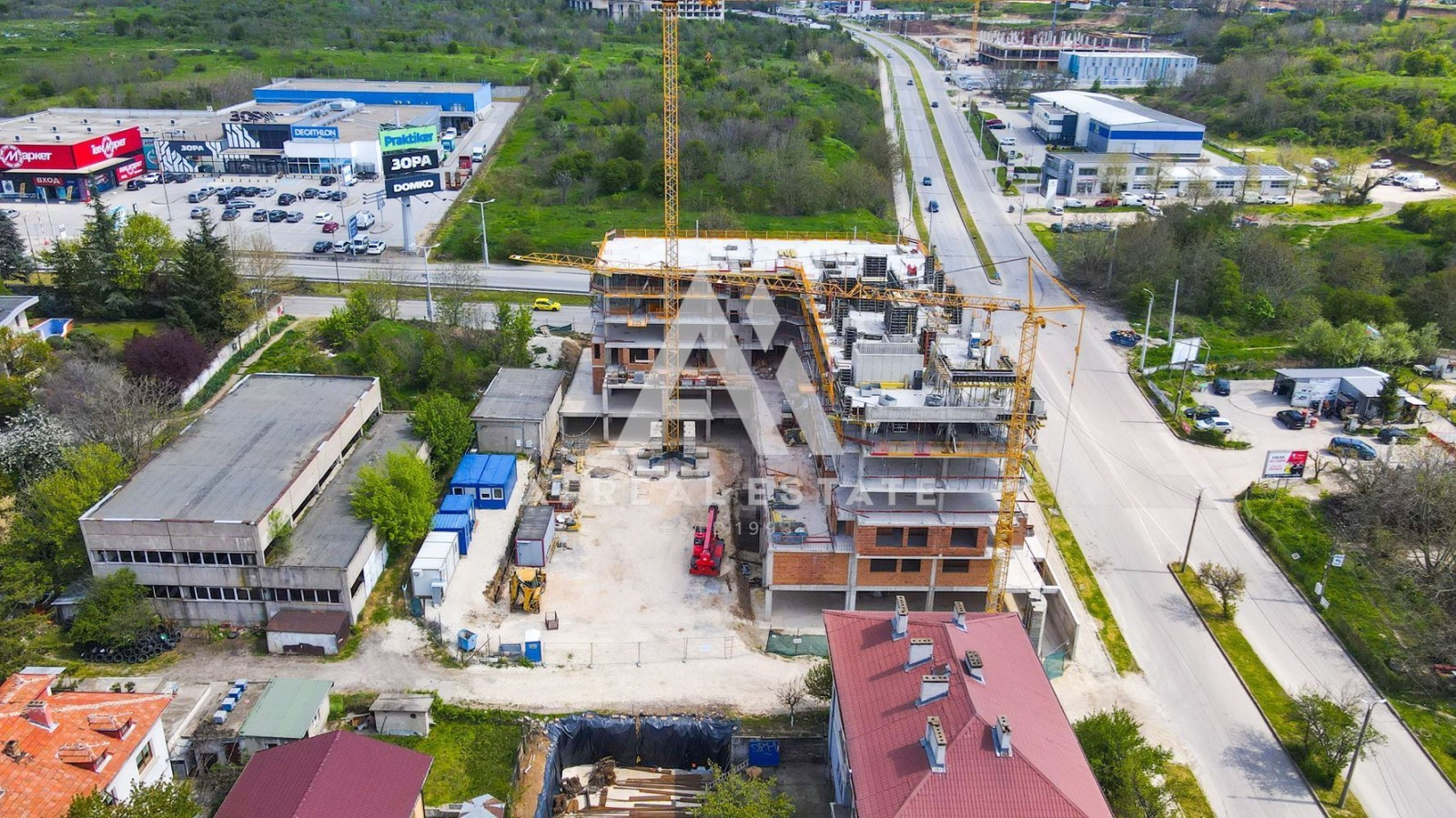 Продава МНОГОСТАЕН, гр. Плевен, Широк център, снимка 7 - Апартаменти - 54331004