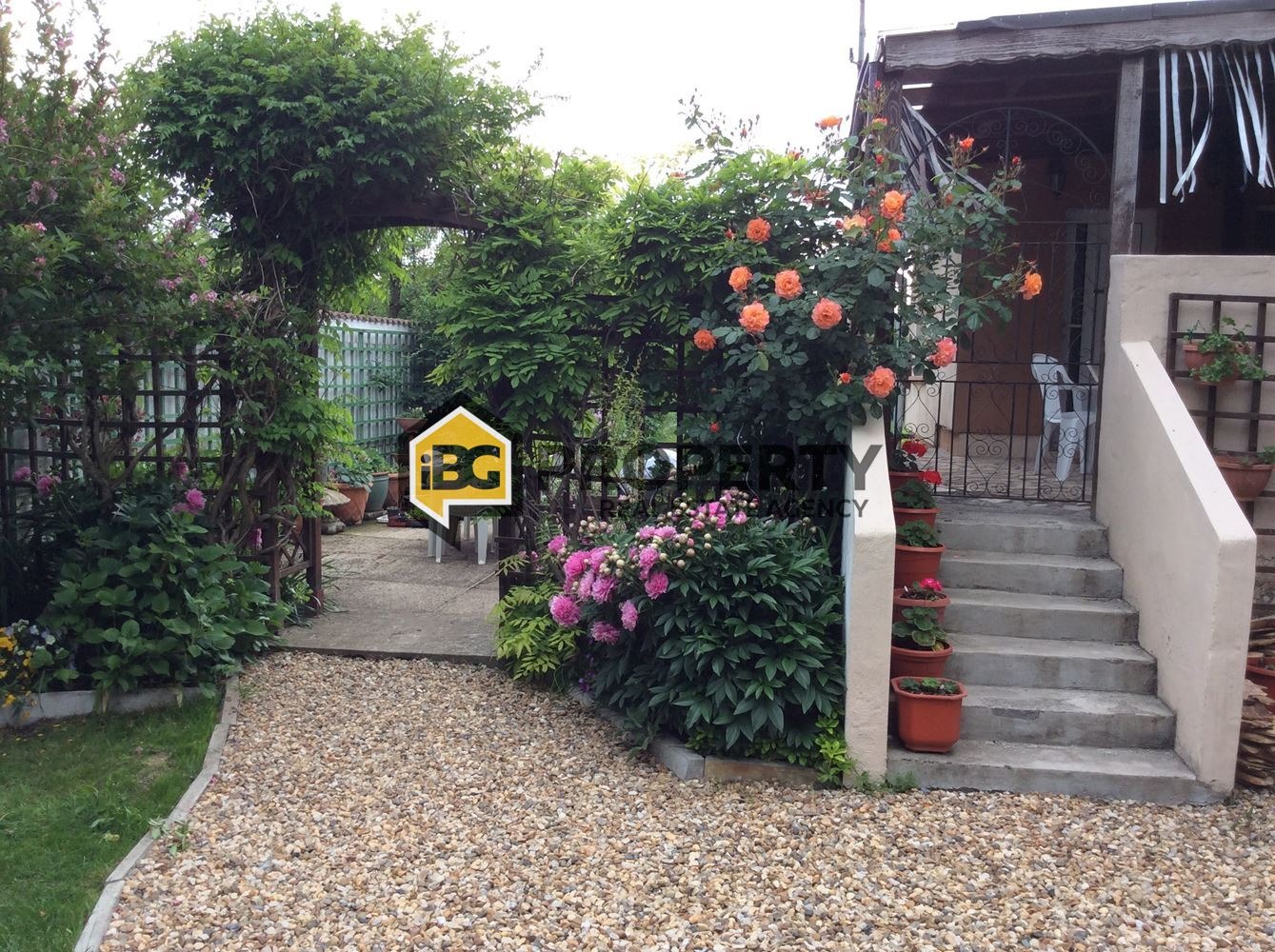 Продава КЪЩА, с. Овчарово, област Добрич, снимка 2 - Къщи - 49192618