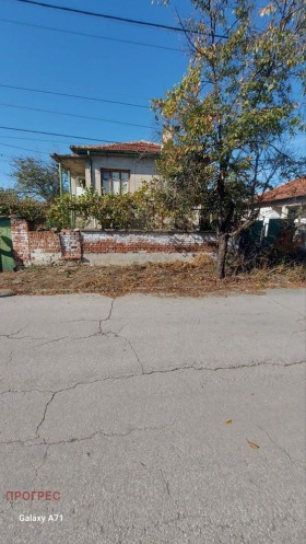 Casa Saedinenie, región Plovdiv 4