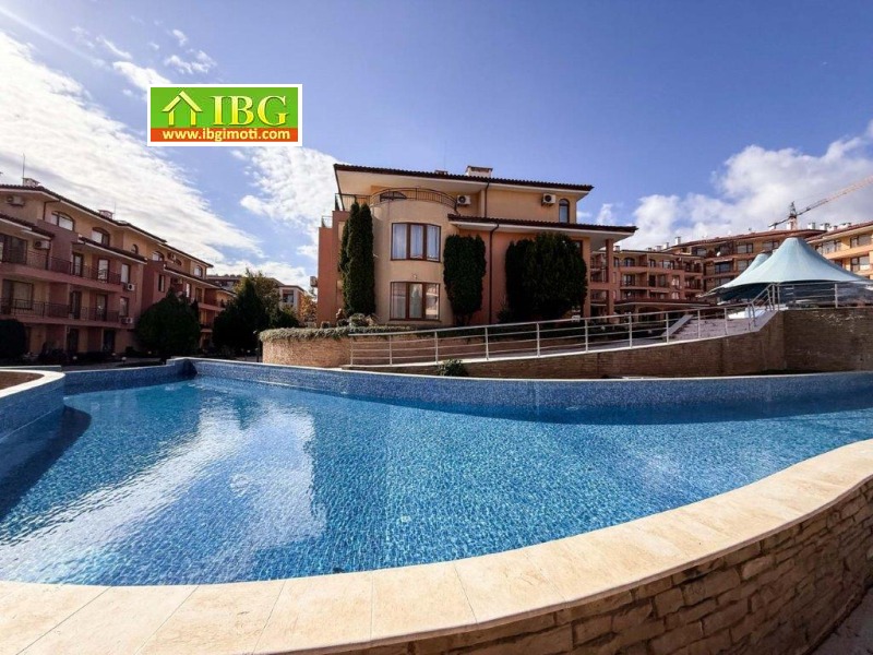 Продава  1-стаен област Бургас , гр. Свети Влас , 37 кв.м | 82122044