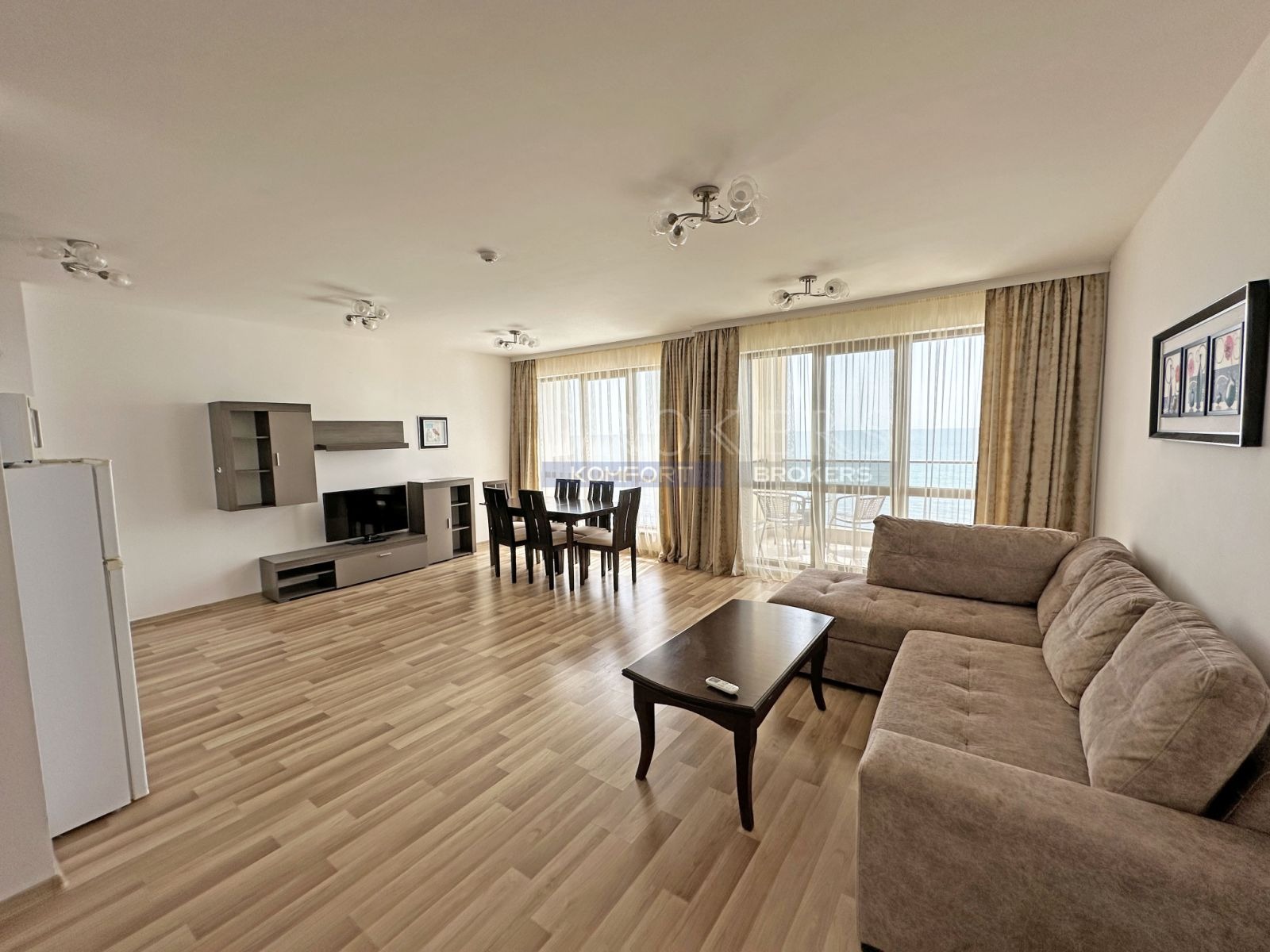 Продава 2-СТАЕН, гр. Варна, к.к. Чайка, снимка 4 - Апартаменти - 54629221