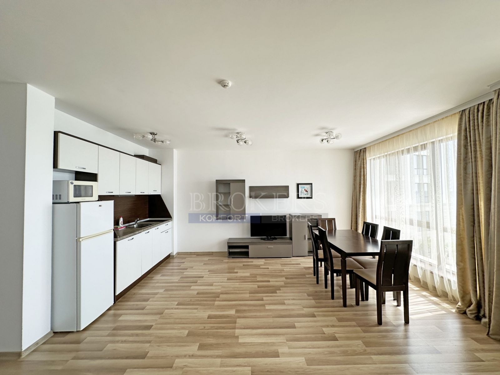 Продава 2-СТАЕН, гр. Варна, к.к. Чайка, снимка 2 - Апартаменти - 54629221