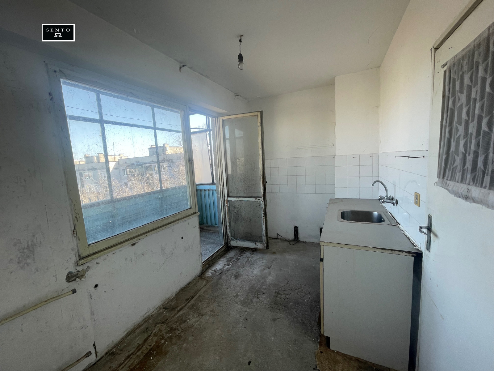 Продава 4-СТАЕН, гр. Русе, Възраждане, снимка 7 - Апартаменти - 53830530