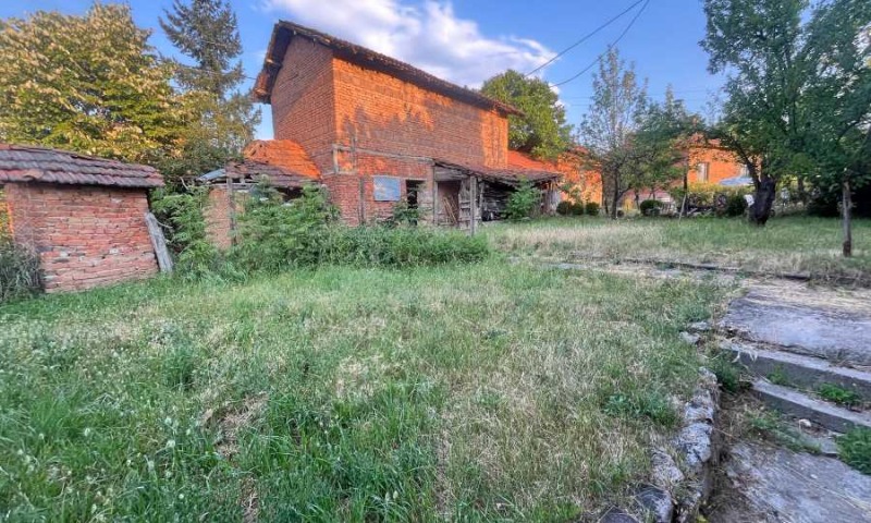 Продава КЪЩА в област София, с. Гуцал - 65 кв.м / 50 000 € » 97 791.50 лв., СУПРИММО - ГЛАВЕН ОФИС