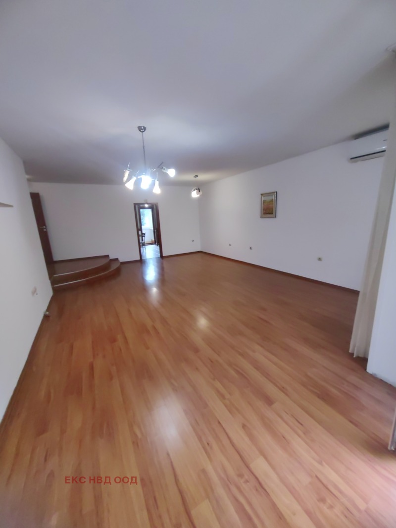 Eladó  3+ hálószoba Plovdiv , Kjucsuk Parizs , 131 négyzetméter | 49980976 - kép [3]