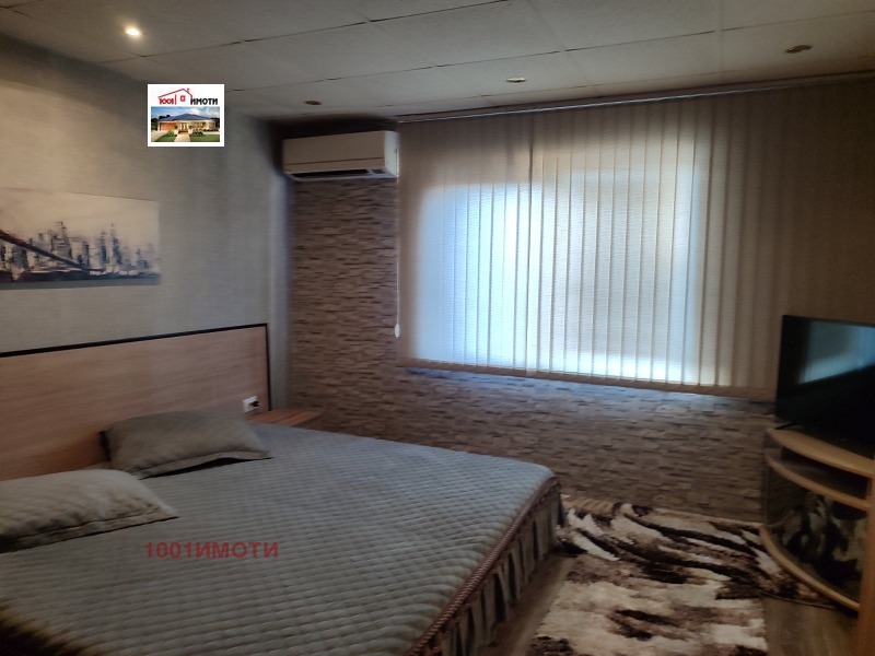 Продава КЪЩА, гр. Добрич, Център, снимка 7 - Къщи - 52147701