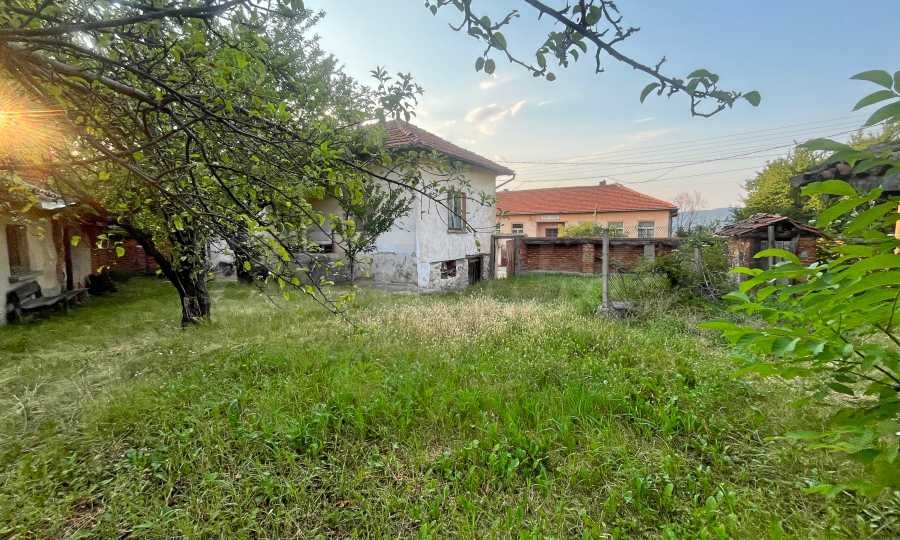 Продава КЪЩА, с. Гуцал, област София област, снимка 5 - Къщи - 53824141