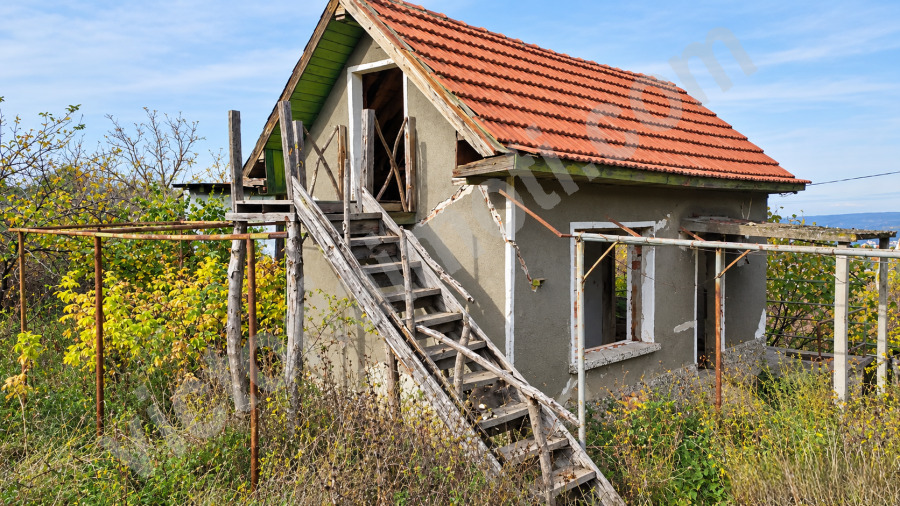 Продава ВИЛА, с. Арбанаси, област Велико Търново