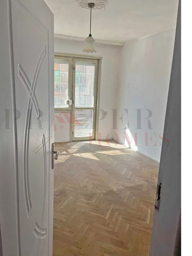 Te koop  3+ slaapkamer Veliko Tarnovo , Tsentar , 100 m² | 15053716 - afbeelding [2]