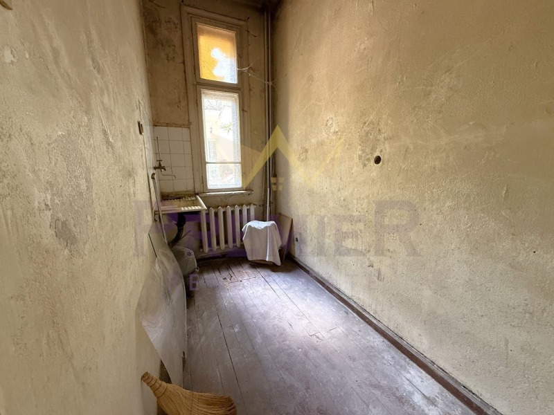 Na sprzedaż  3+ sypialni Sofia , Centar , 191 mkw | 40023637 - obraz [8]
