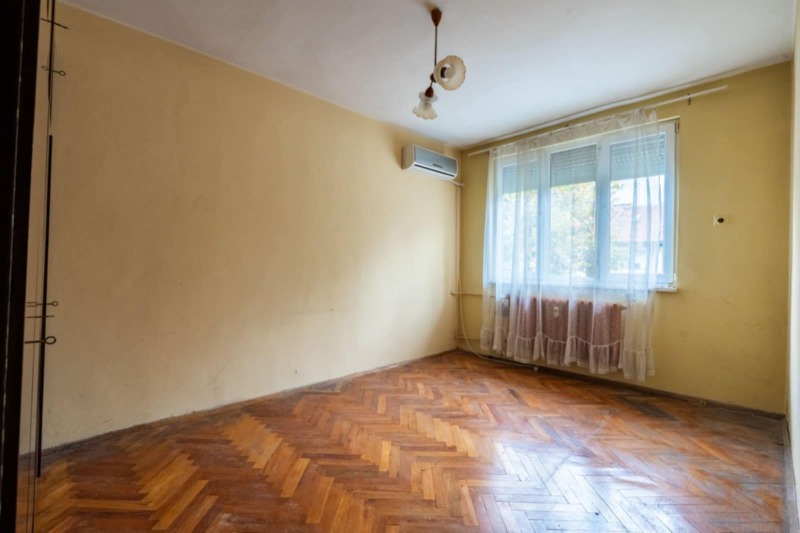 Na prodej  1 ložnice Pleven , Širok centar , 67 m2 | 93145670 - obraz [13]