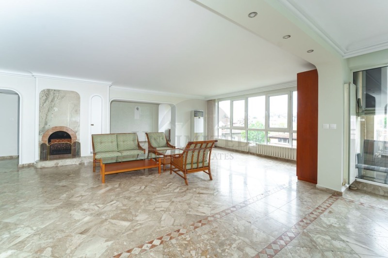 Продава  4-стаен град София , Лозенец , 321 кв.м | 57868482 - изображение [2]
