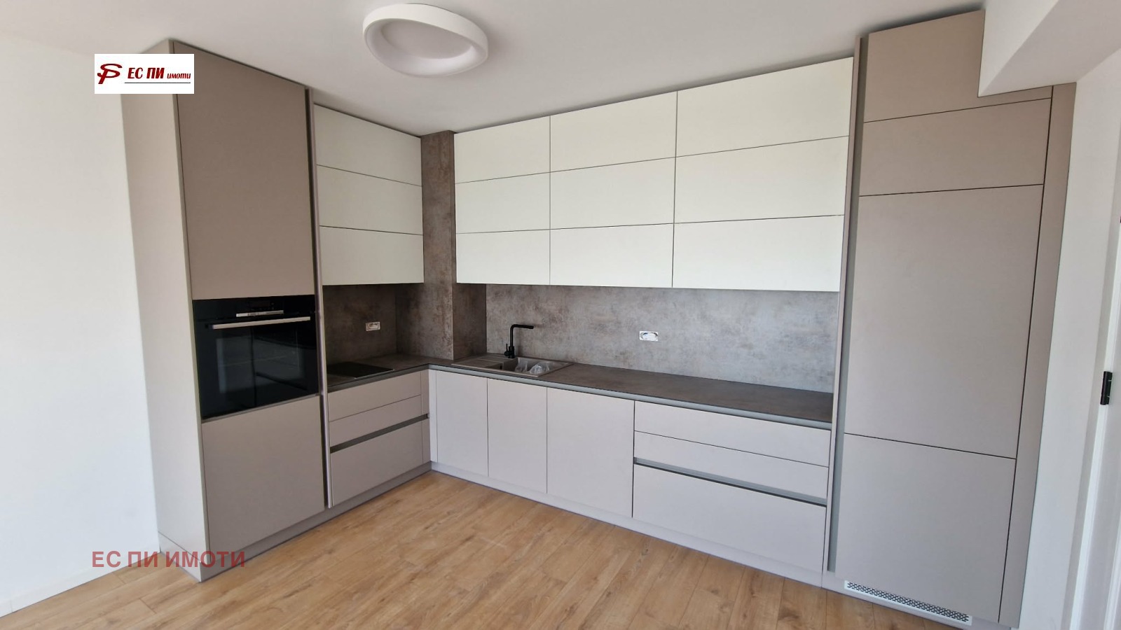 Продава 2-СТАЕН, гр. Русе, Център, снимка 2 - Апартаменти - 54224321