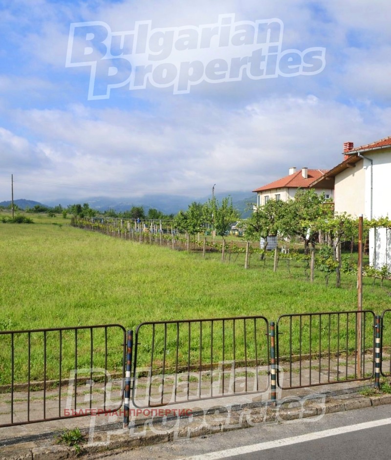 Продава ПАРЦЕЛ в област Благоевград, гр. Симитли - 985 кв.м / 50 000 € » 97 791.50 лв., БЪЛГЕРИАН ПРОПЕРТИС