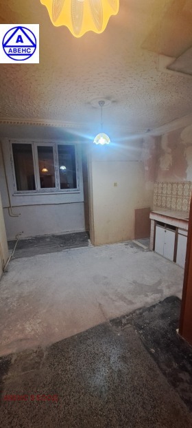 ����� ������� 3-�����,���� ������, ���������