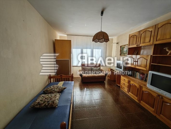 Продава  2-стаен град Благоевград , Еленово 2 , 63 кв.м | 49212375 - изображение [3]