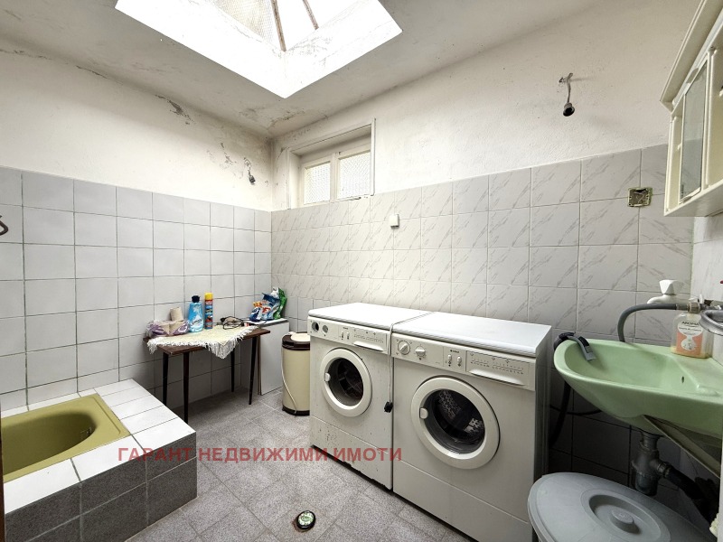 Продава КЪЩА, с. Лоза, област Габрово, снимка 12 - Къщи - 51687986