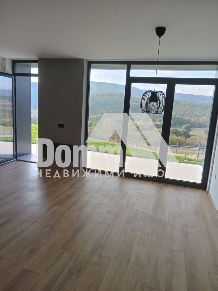 Продава КЪЩА, с. Оброчище, област Добрич, снимка 3 - Къщи - 52130274