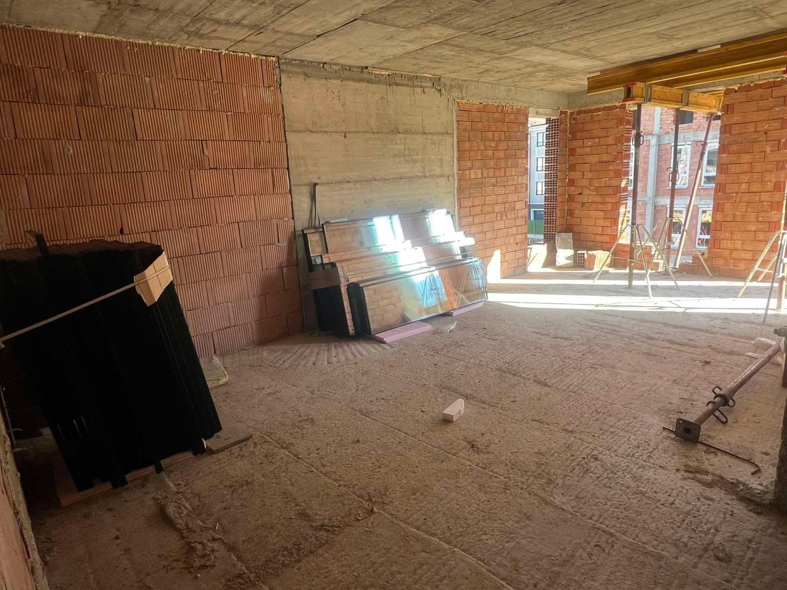 Продава 3-СТАЕН, гр. Пловдив, Остромила, снимка 2 - Апартаменти - 52651930