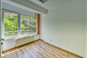 3 спальни Център, София