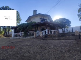 House Potsarnentsi, region Pernik