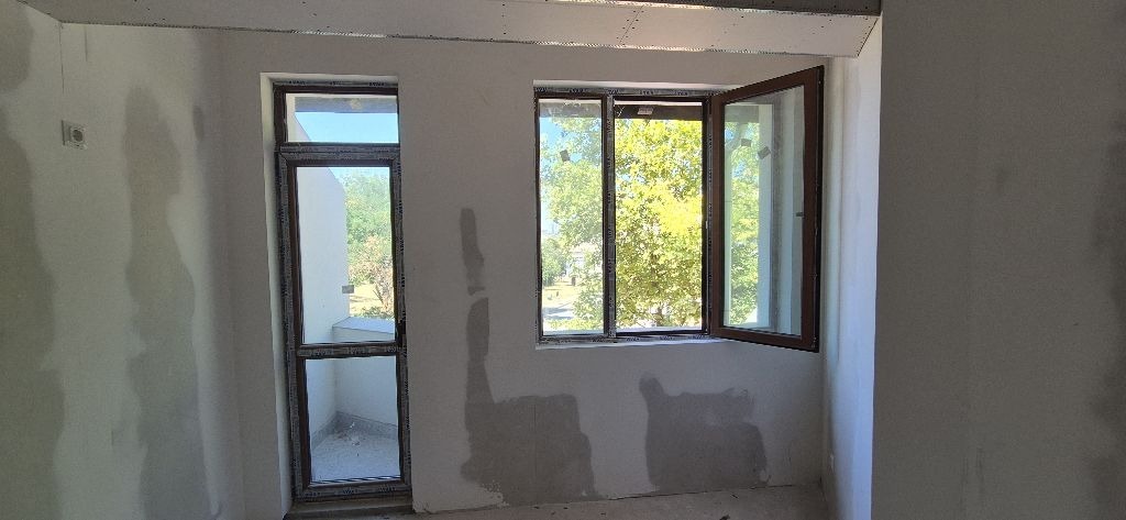 Продава 2-СТАЕН, гр. Велико Търново, Бузлуджа, снимка 5 - Апартаменти - 53837507