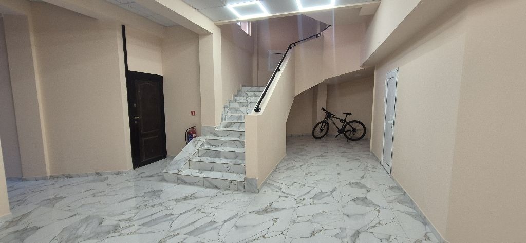 Продава 2-СТАЕН, гр. Велико Търново, Бузлуджа, снимка 2 - Апартаменти - 53837507