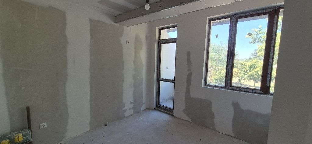 Продава 2-СТАЕН, гр. Велико Търново, Бузлуджа, снимка 11 - Апартаменти - 53837507
