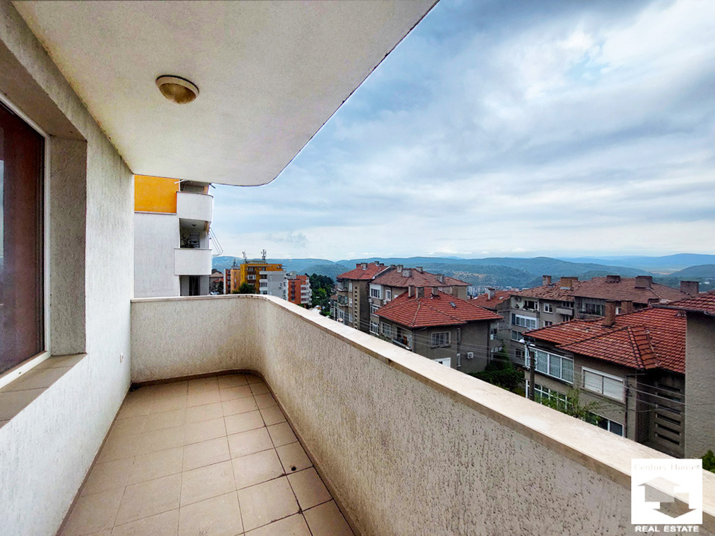 Продава 3-СТАЕН, гр. Велико Търново, Акация, снимка 2 - Апартаменти - 51194437