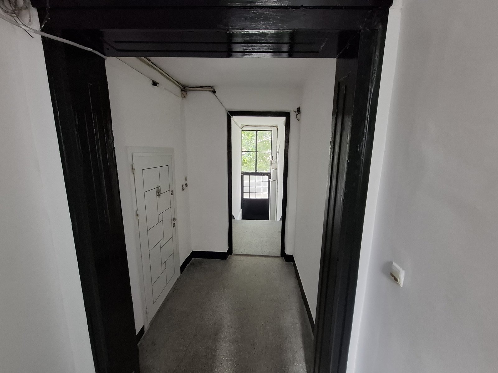 Продава 3-СТАЕН, гр. София, Център, снимка 3 - Апартаменти - 54029000