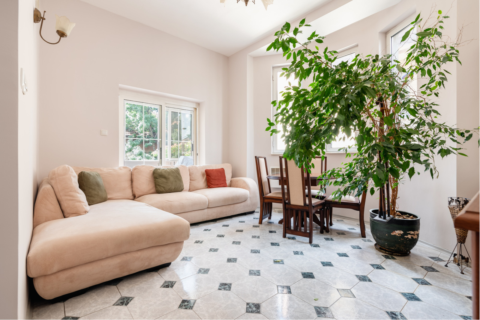 Продава 3-СТАЕН, гр. София, Център, снимка 13 - Апартаменти - 54029000