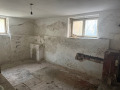 Продава КЪЩА, град Ловеч, Дикисана • 135000 € / 264037.05 лв. • 71179603 3