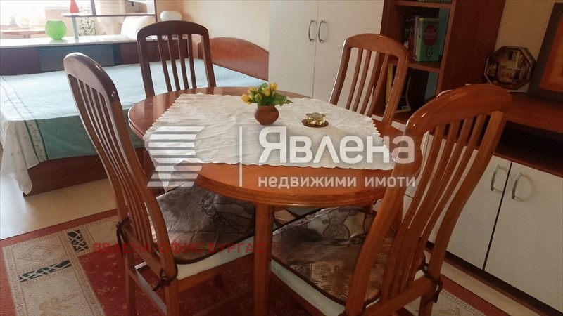 Продава 1-СТАЕН, гр. Бургас, Център, снимка 5 - Апартаменти - 55944722