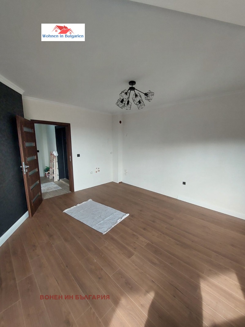 Продава 2-СТАЕН, гр. Добрич, Център, снимка 2 - Апартаменти - 53460937