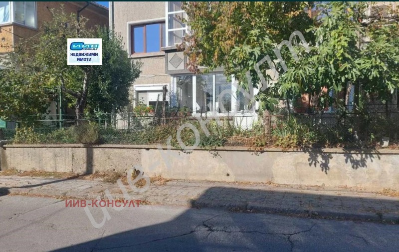 Продава  3-стаен, град Велико Търново, Акация • 75 000 EUR • ID 48401591 — holmes.bg - [1] 