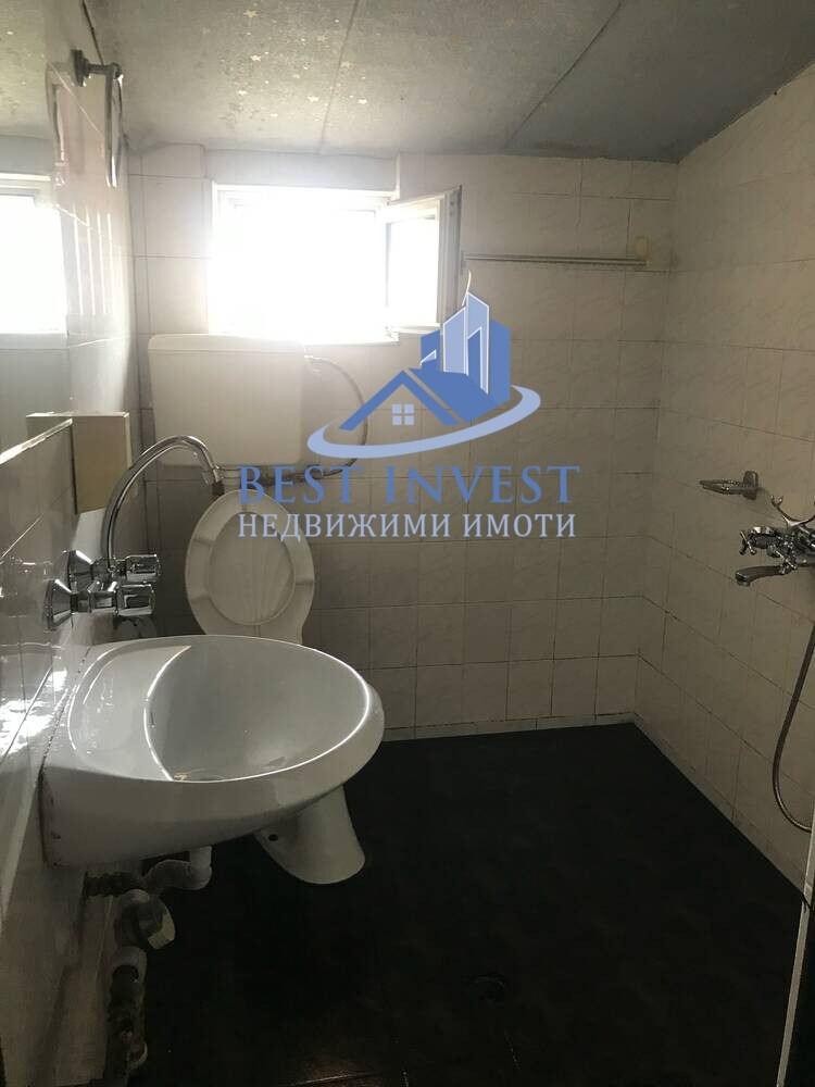 Продава АТЕЛИЕ, ТАВАН, гр. Благоевград, Идеален център, снимка 5 - Апартаменти - 54215204