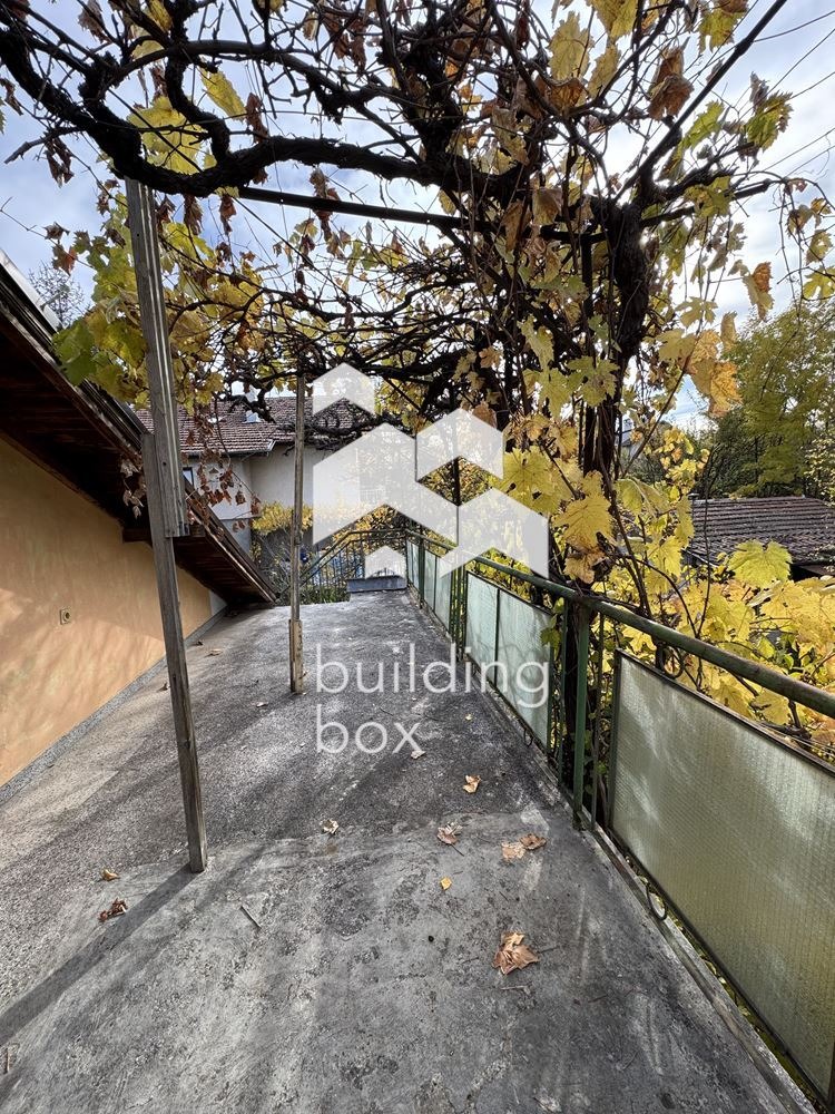 Продава ЕТАЖ ОТ КЪЩА, гр. София, гр. Банкя, снимка 2 - Етаж от къща - 52833314