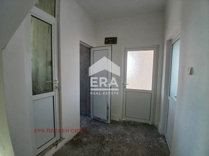 Продава  Къща област Плевен , гр. Долни Дъбник , 239 кв.м | 52066875 - изображение [12]