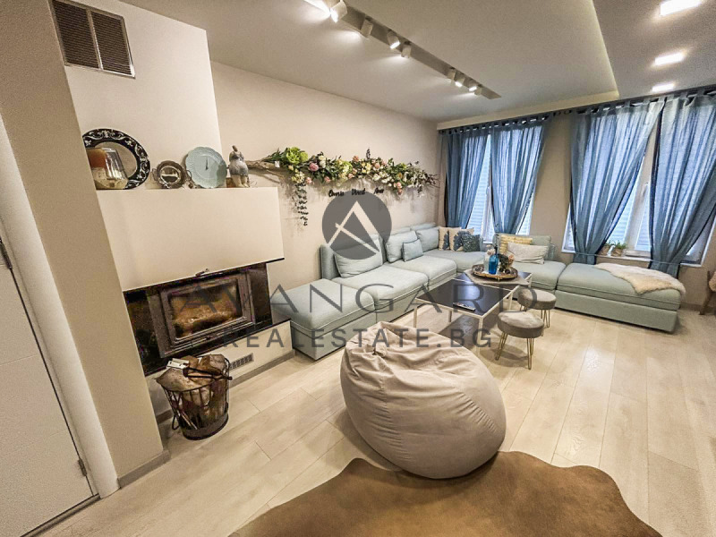 Продава КЪЩА, гр. Пловдив, Беломорски, снимка 2 - Къщи - 49628905