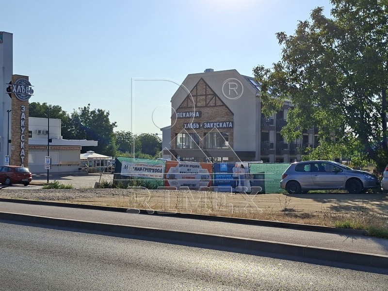 Na sprzedaż  Sklep Plowdiw , Jużen , 298 mkw | 91304268