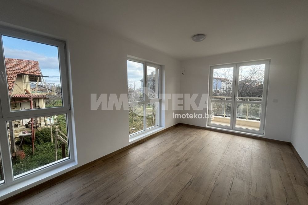 Продава 2-СТАЕН, гр. Варна, м-т Пчелина, снимка 3 - Апартаменти - 55217999